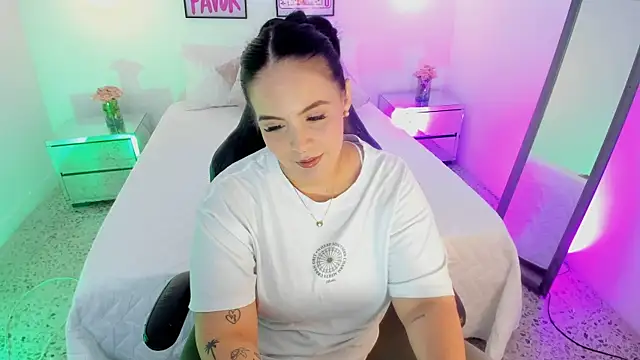 camiladuke7 online show from 06-19-26, 11:14