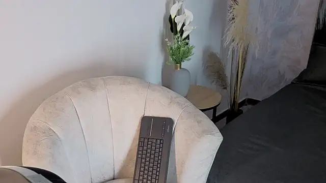 sarita princess7 online show from 12-15-25, 08:13