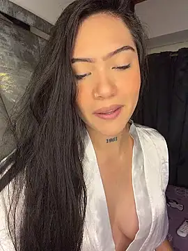 liahouses online show from 01-12-26, 12:16