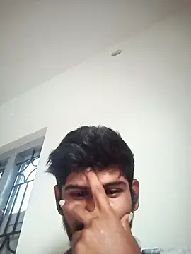 Snapshot of Entos chatting on 11-07-25, 12:38 Entos online show from 11-07-25, 12:38