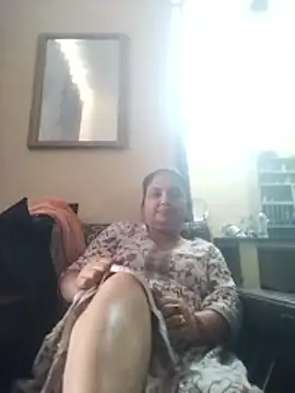 Snapshot of Sonali-6969 chatting on 04-06-26, 07:42 Sonali-6969 online show from 04-06-26, 07:42