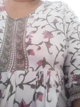 Snapshot of Sonali-6969 chatting on 04-07-26, 04:57 Sonali-6969 online show from 04-07-26, 04:57