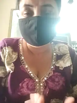 Snapshot of Sonali-6969 chatting on 04-15-26, 07:15 Sonali-6969 online show from 04-15-26, 07:15