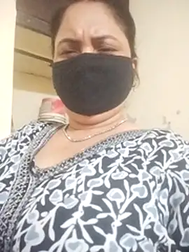 Snapshot of Sonali-6969 chatting on 04-26-26, 10:57 Sonali-6969 online show from 04-26-26, 10:57