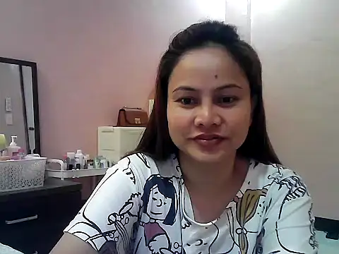 Snapshot of Amarrahlyn chatting on 04-30-26, 09:41 Amarrahlyn online show from 04-30-26, 09:41
