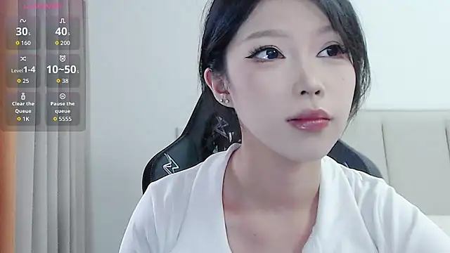 Puppy-12 online show from 12-16-25, 05:01