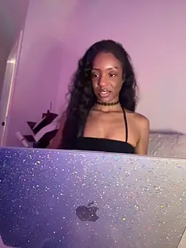 LoveDreaux online show from 05-07-26, 02:28