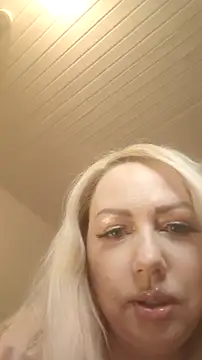 MarinaMargo online show from 11-14-25, 10:29