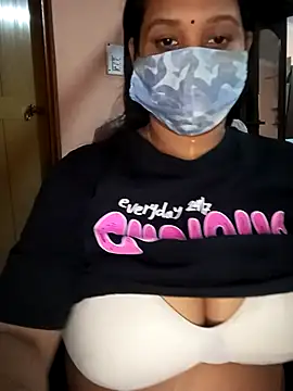 Snapshot of Sona_baby91 chatting on 11-01-25, 11:34 Sona baby91 online show from 11-01-25, 11:34