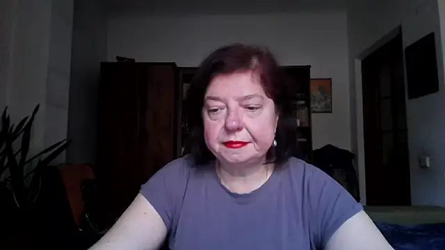 Snapshot of Violet_Pulse chatting on 04-25-26, 01:36 Violet Pulse online show from 04-25-26, 01:36