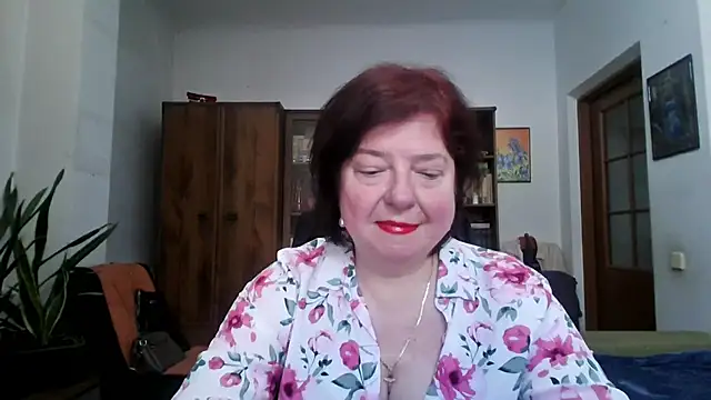 Snapshot of Violet_Pulse chatting on 05-03-26, 02:45 Violet Pulse online show from 05-03-26, 02:45