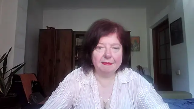 Snapshot of Violet_Pulse chatting on 05-15-26, 10:22 Violet Pulse online show from 05-15-26, 10:22