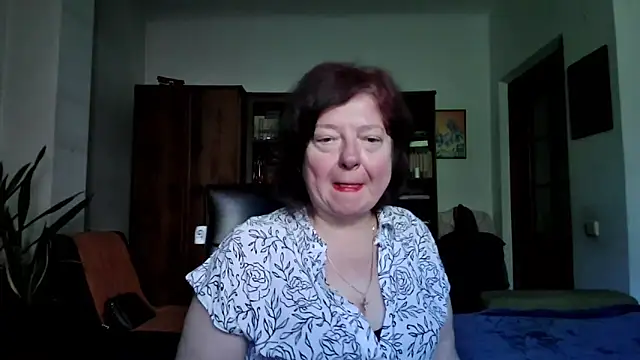 Snapshot of Violet_Pulse chatting on 05-28-26, 12:24 Violet Pulse online show from 05-28-26, 12:24