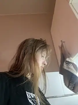 Niksa99x online show from 10-24-25, 04:03