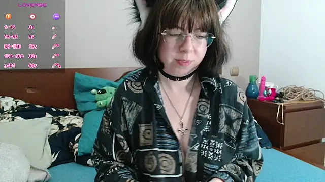 Snapshot of HardNerdVoid chatting on 10-23-25, 05:44 HardNerdVoid online show from 10-23-25, 05:44