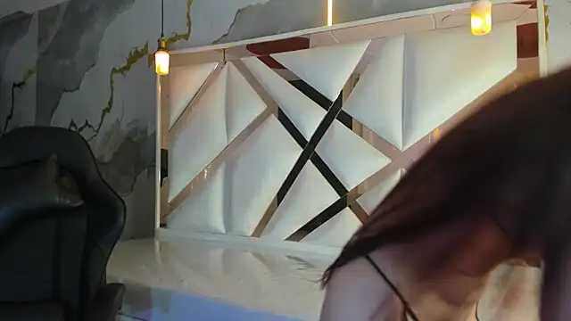 mia tf online show from 11-14-25, 01:43