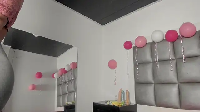 peyton  wat online show from 11-29-25, 03:31