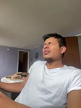 AnotherJuan  online show from 10-03-25, 01:19