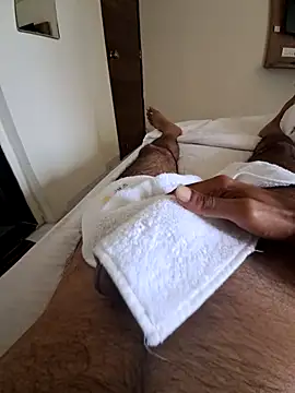 Snapshot of scotchnsoda chatting on 09-21-25, 06:48 scotchnsoda online show from 09-21-25, 06:48