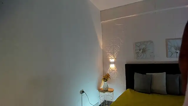 EmillyLim online show from 03-27-26, 08:19