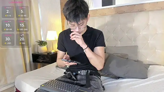 liam twiink online show from 11-09-25, 07:45