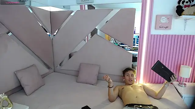 oblivionlove online show from 02-28-26, 07:37