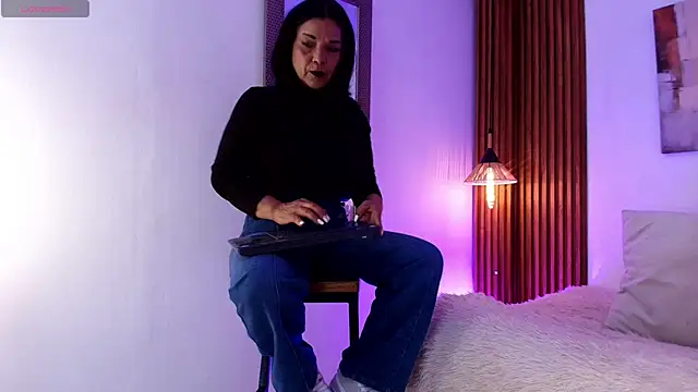 EvaGoddess  online show from 06-07-26, 07:39