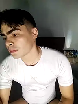 Mason grey online show from 12-17-25, 01:33