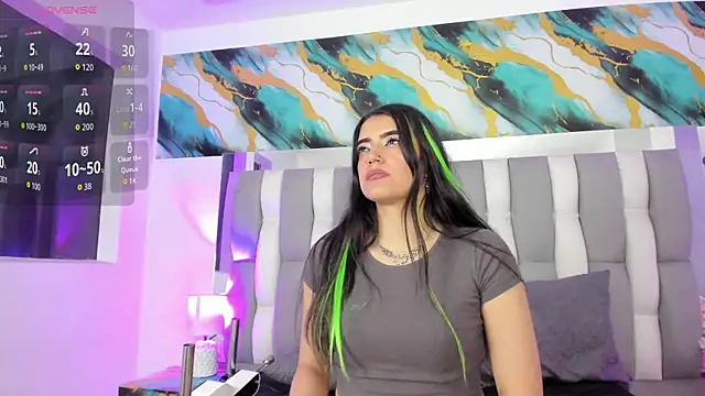 IsaDiiaz online show from 04-21-26, 05:58