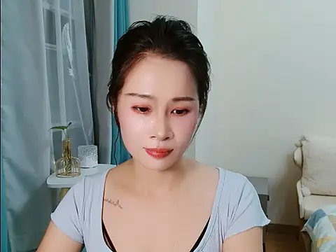 Snapshot of cfxc0317 chatting on 10-02-25, 12:45 cfxc0317 online show from 10-02-25, 12:45