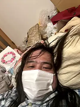 Snapshot of mino_bitter chatting on 10-15-25, 03:12 mino bitter online show from 10-15-25, 03:12