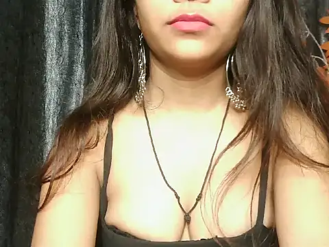 Snapshot of Sweey_Bebo chatting on 10-10-25, 05:56 Sweey Bebo online show from 10-10-25, 05:56
