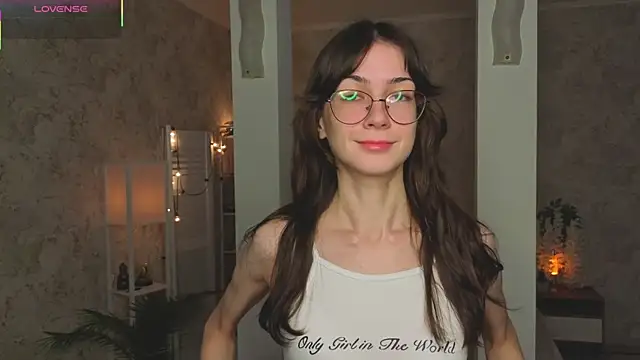 ReneeLippeatt online show from 10-24-25, 07:43