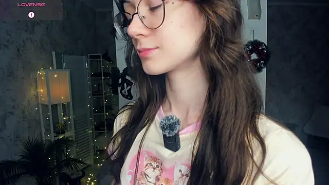 ReneeLippeatt online show from 12-18-25, 07:20