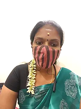 Snapshot of Tamil_Yalini12 chatting on 10-01-25, 07:31 Tamil Yalini12 online show from 10-01-25, 07:31
