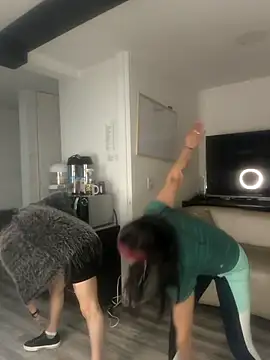 Alisson Stonee online show from 04-24-26, 12:02