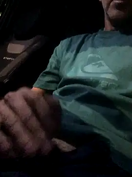 Snapshot of tiago1981pt chatting on 10-12-25, 02:43 tiago1981pt online show from 10-12-25, 02:43