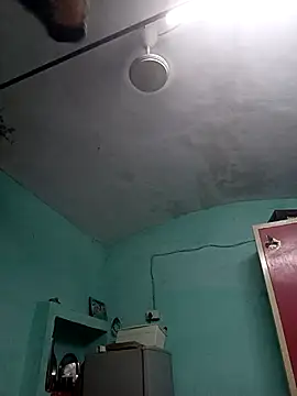 Snapshot of School_medam chatting on 09-22-25, 08:49 School medam online show from 09-22-25, 08:49