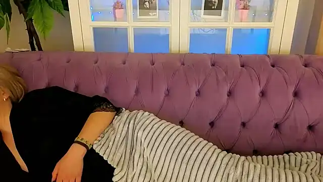 AlinaLiii online show from 03-25-26, 03:45