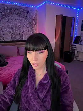 MaciiMayy online show from 03-26-26, 07:19