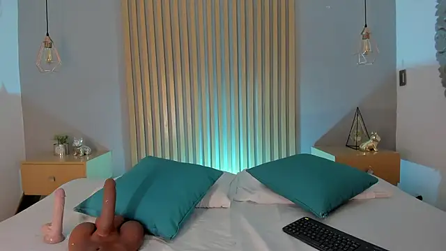 miia blaze online show from 02-12-26, 01:39