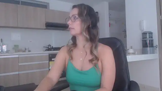 LovePaula online show from 03-23-26, 02:10