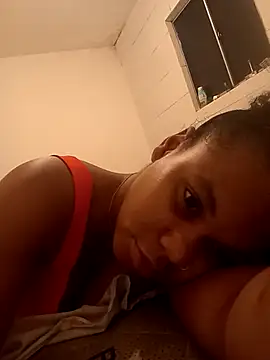 PrettahSantos online show from 12-17-25, 12:44