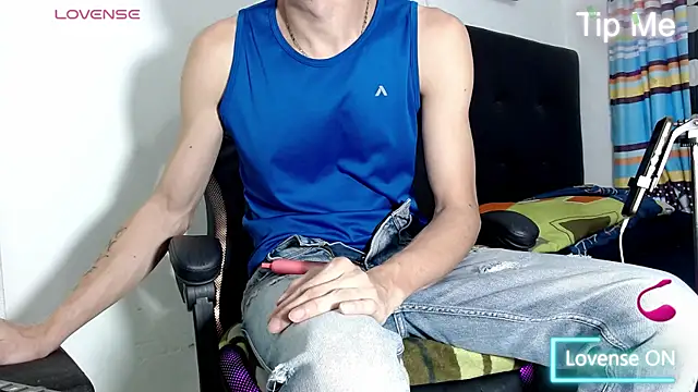 LATINO27CM online show from 07-24-26, 11:03