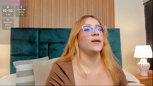 Amber kiss  online show from 07-23-26, 06:39
