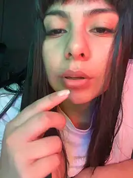 Snapshot of Bulma04 chatting on 09-25-25, 05:22 Bulma04 online show from 09-25-25, 05:22