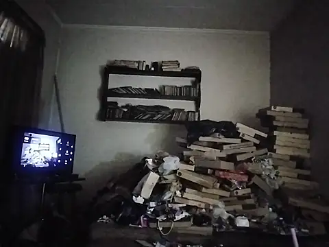 Danielle57  online show from 12-21-25, 01:40