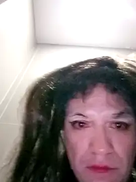 transreyna online show from 11-02-25, 07:00