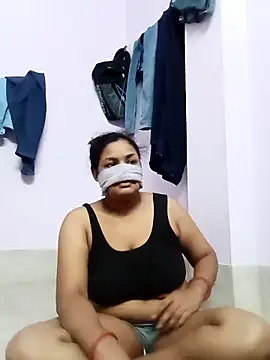 Snapshot of Deborbhavi222 chatting on 09-21-25, 02:51 Deborbhavi222 online show from 09-21-25, 02:51