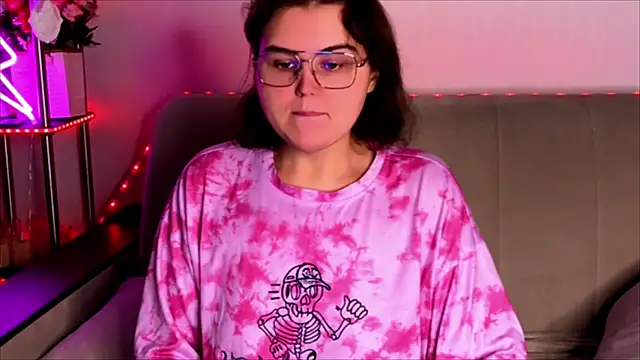  online show from 11-13-25, 04:11